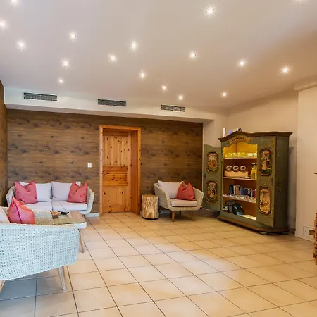 ホテル Augustusberg 3*