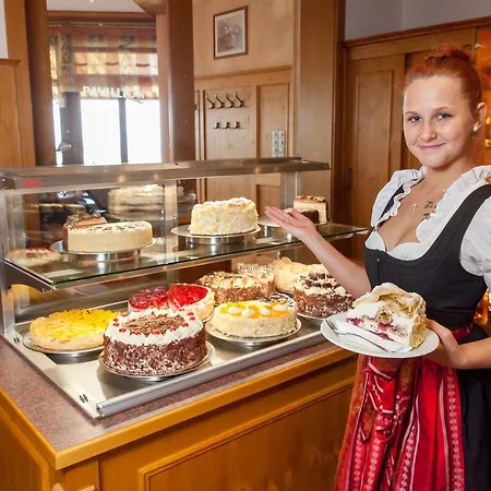 Augustusberg מלון